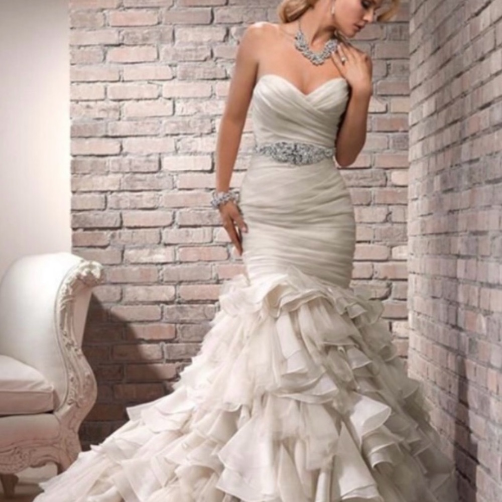 Maggie Sottero Divina -NWT